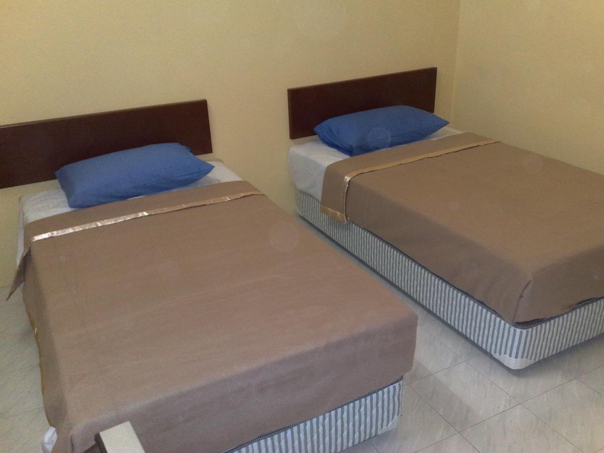 Jr Hotel Sitiawan Exterior photo